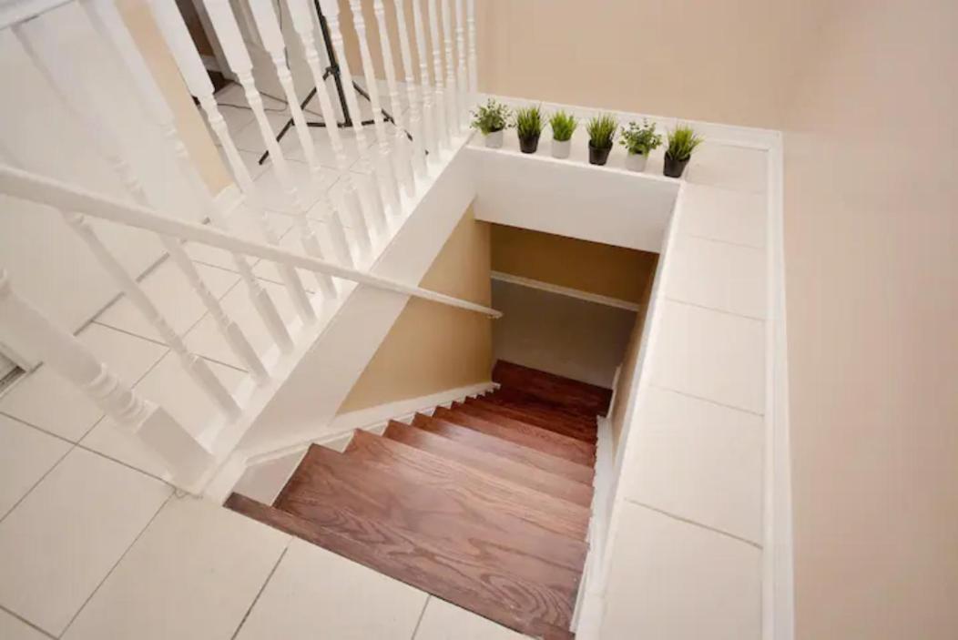 Riz Khan Peaceful Mississauga Home Экстерьер фото