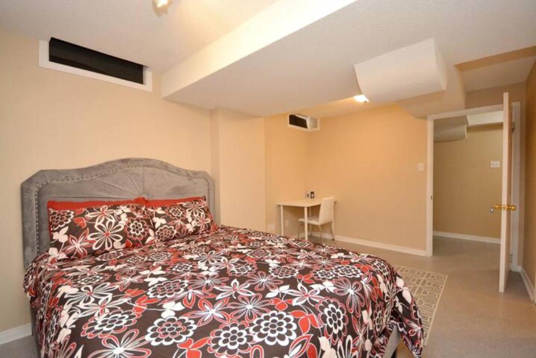 Riz Khan Peaceful Mississauga Home Экстерьер фото